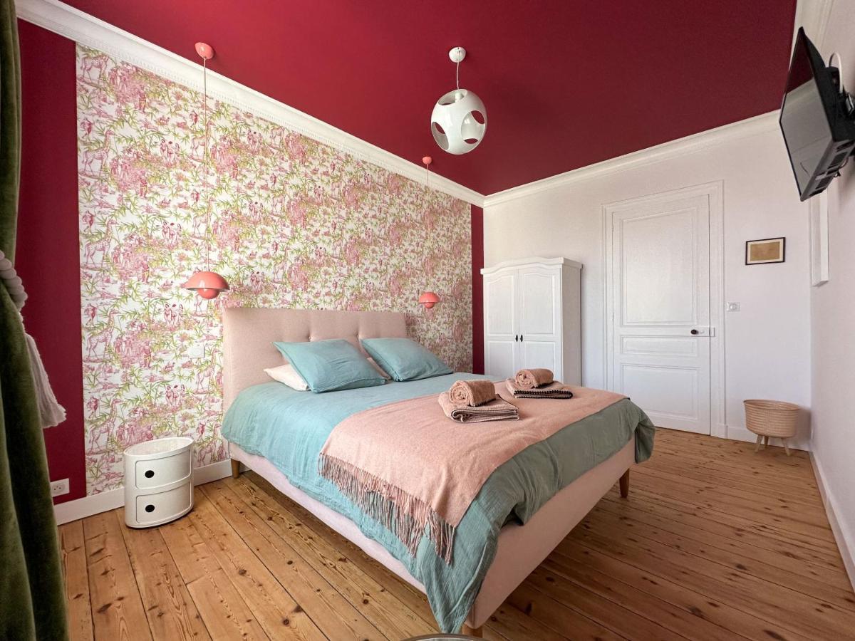 Nouvelle Vague Hotel Фура Екстериор снимка