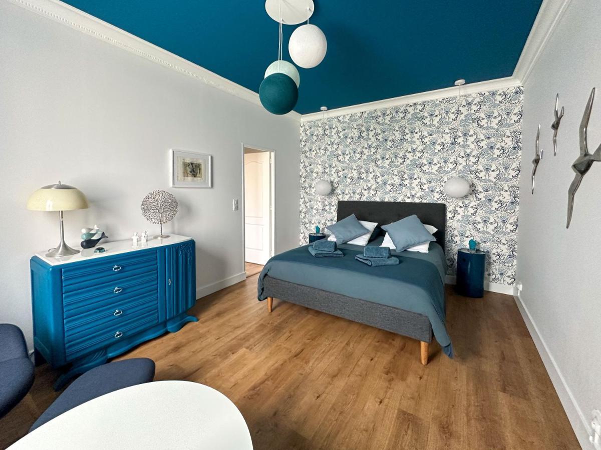 Nouvelle Vague Hotel Фура Екстериор снимка