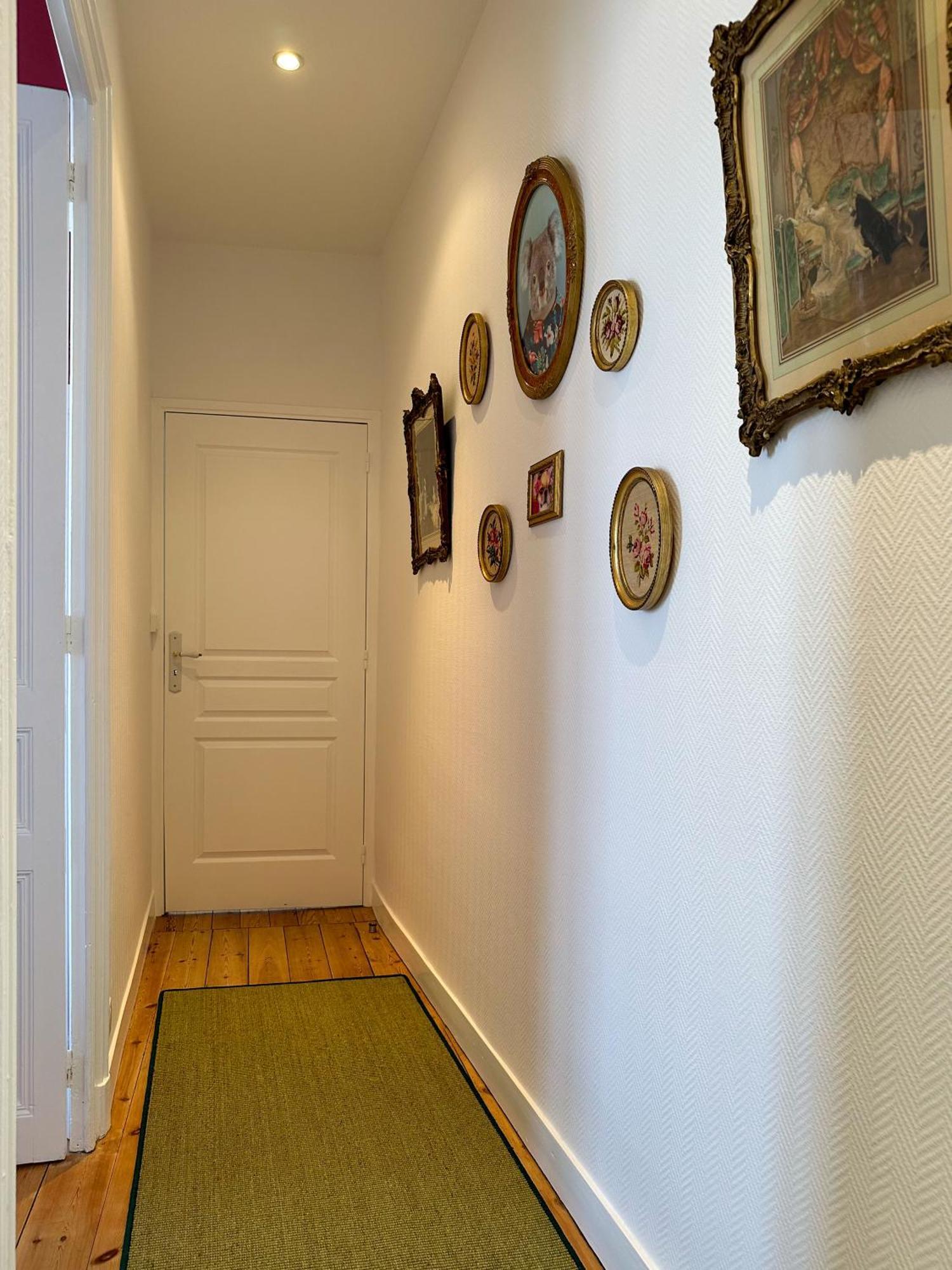 Nouvelle Vague Hotel Фура Стая снимка